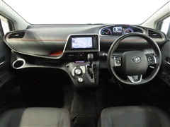 シエンタHV 1.5Gクエロ 7ニンノリ