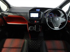 ヴォクシー 2.0ZS 7ニンノリ