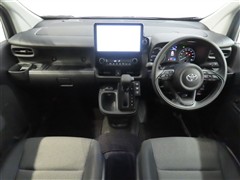 シエンタHV 1.5G 7ニンノリ