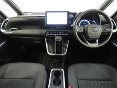 ノアHV 1.8S-Z 7ニンノリ