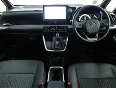 ノアHV 1.8S-Z 7ニンノリ