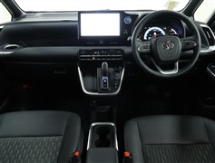 ノアHV 1.8Z 4WD 7ニンノリ