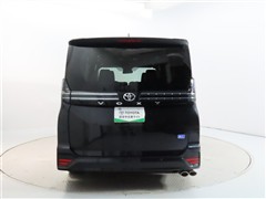 ヴォクシー 2.0S-Z 7ニンノリ