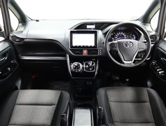 ヴォクシー HV 1.8ZSキラメキ2