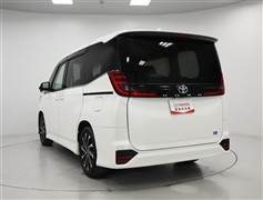 ノア 2.0S-Z 7ニンノリ