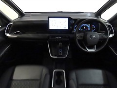 ノアHV 1.8S-Z 4WD 7ニン