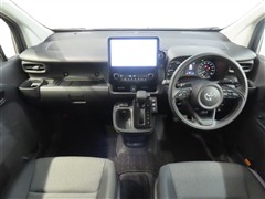 シエンタHV 1.5G 7ニンノリ