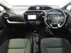 アクア 1.5S スタイルブラック