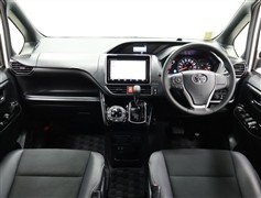 ノア 2.0Si WxB 7ニンノリ