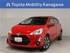 トヨタ　アクア 1.5 S