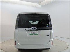 ヴォクシーHV 1.8V 7ニンノリ