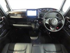 N-BOX カスタムL・ターボ