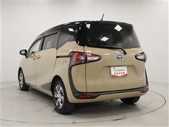 シエンタ HV 1.5G クエロ