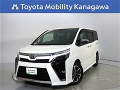 ヴォクシー ZSキラメキ3 7ニンノリ