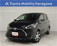 トヨタ　シエンタHV ファンベースG クエロ