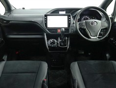 ヴォクシー 2.0ZSキラメキ3