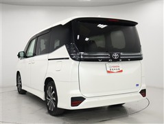 ヴォクシー 2.0S-Z 7ニンノリ