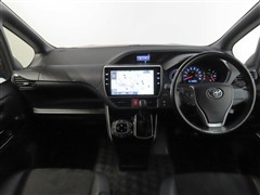 ヴォクシー ZSキラメキ3 7ニンノリ