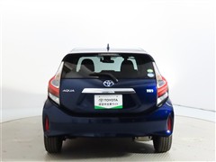 アクア 1.5S スタイルブラック