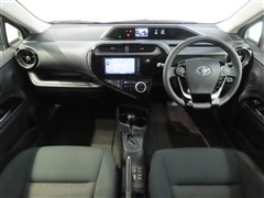 アクア 1.5S スタイルブラック