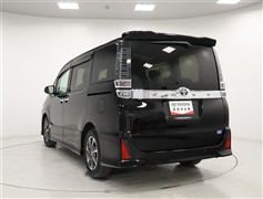 ヴォクシー 2.0ZSキラメキ3