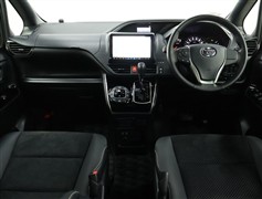 ヴォクシー 2.0ZSキラメキ3