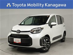 トヨタ シエンタHV1.5 G 4WD7ニンノリ