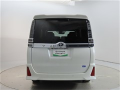 ヴォクシー ZSキラメキ3 7ニンノリ