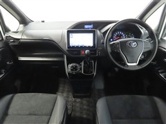 ヴォクシー ZSキラメキ3 7ニンノリ