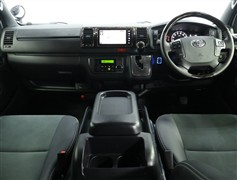 ハイエースV スーパーGLダークP2