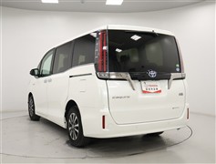 エスクァイアHV GiプレミアムBT