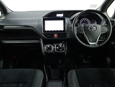 エスクァイアHV GiプレミアムBT