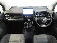 シエンタ 1.5Z 5ニンノリ