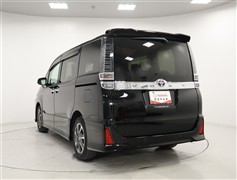 ヴォクシー 2.0ZSキラメキ3