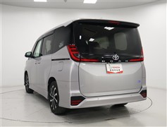 ノア 2.0S-Z 7ニンノリ