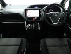 ヴォクシー 2.0ZSキラメキ