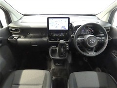 シエンタHV 1.5G 5ニンノリ