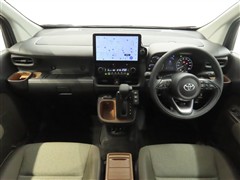 シエンタHV 1.5G 7ニンノリ