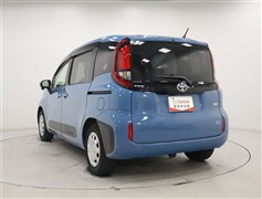 シエンタ HV 1.5G 5ニンノリ