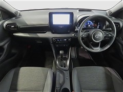 ヤリスHV 1.5Z 4WD