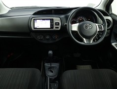 ヴィッツ 1.3F