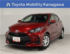 トヨタ　ヤリス 1.0X