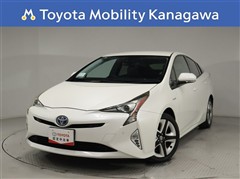 トヨタ プリウス A プレミアムツーリング