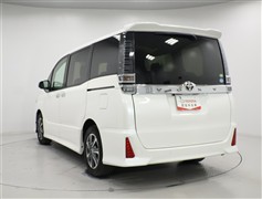 ヴォクシー 2.0ZSキラメキ2