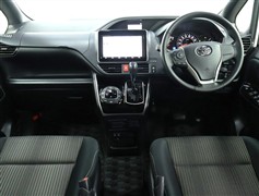 ヴォクシー 2.0ZSキラメキ2