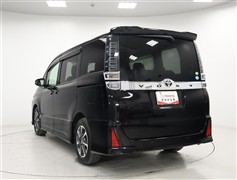 ヴォクシー 2.0ZS