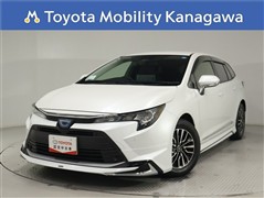 トヨタ　カローラツーリングHV 1.8G