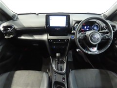 ヤリスクロスHV 1.5GRスポーツ