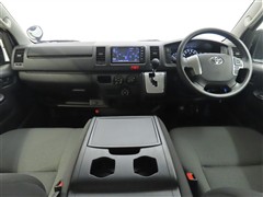 ハイエースバン 2.0DX