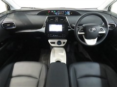 プリウス A ツーリングセレクション